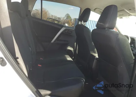 2016 Toyota Rav4 Le z USA, uszkodzony, nr VIN 2T3ZFREV3GW306663